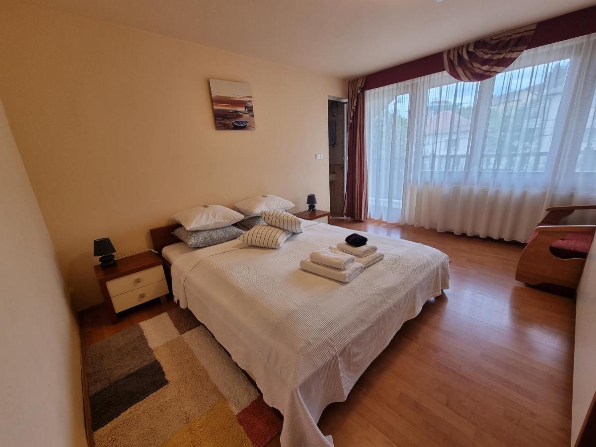 Abigel 2 Vendeghaz Hotel Miskolc Exterior photo